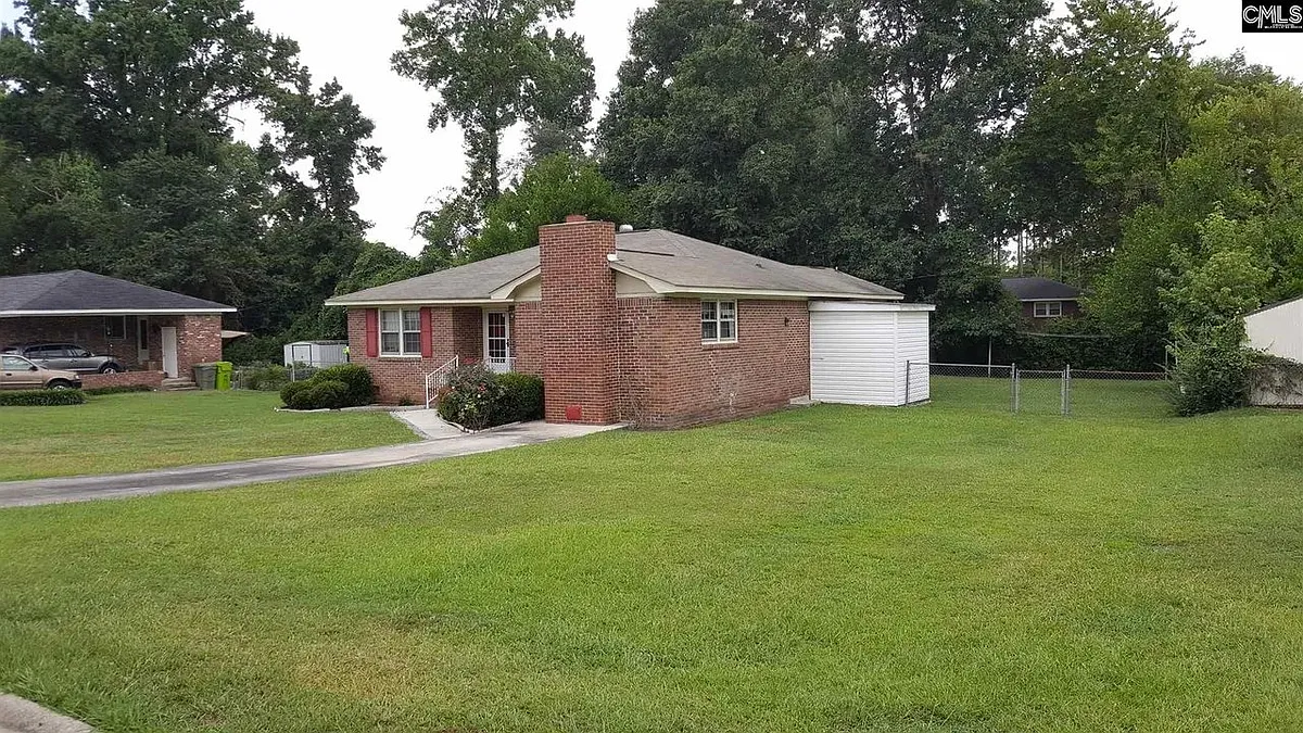 jpg - 817 Delta Dr