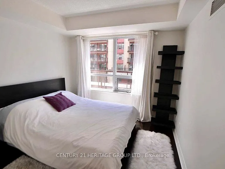 27 Rean Dr #306 — Photo 5