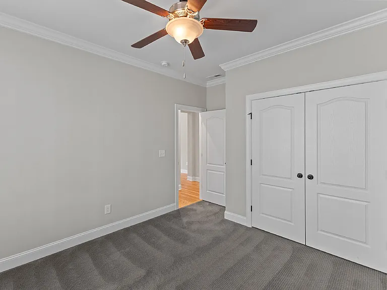 3828 Hickory Manor Dr — Photo 28