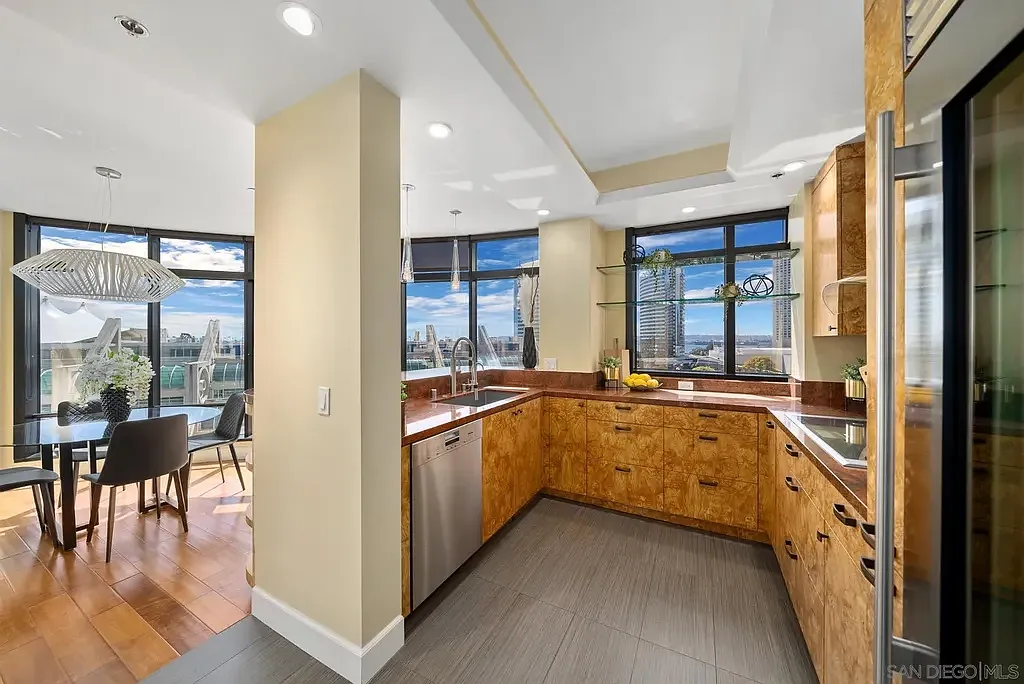 2 bed, 1478 sqft, $6,500 — Photo 4