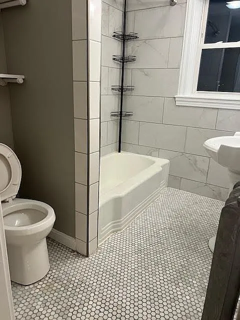 3 bed, 1200 sqft, $2,350 — Photo 4