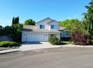 211 Pacific Ct, Richland, WA