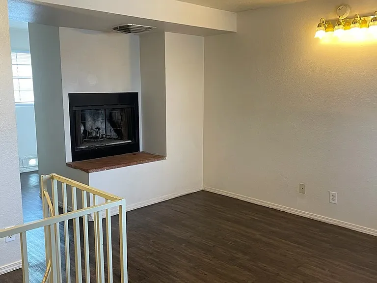 5307 Granite Ave NE #4 — Photo 4