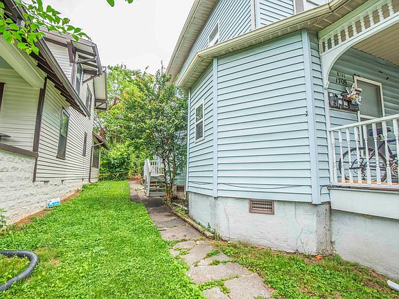 3rd image of 1705 Washington Ave APT 2