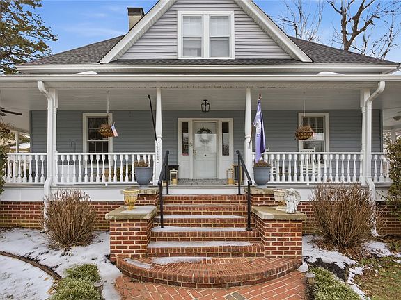 2nd image of 110 S Fairplay St