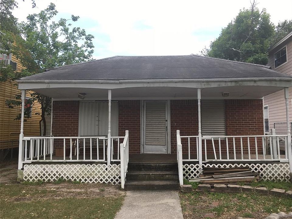 1st image of 3705 Avenue O 1/2
