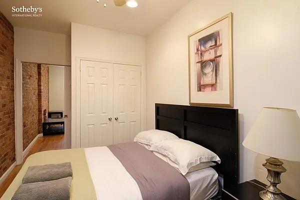 Rented by Sotheby's International Realty | media 12