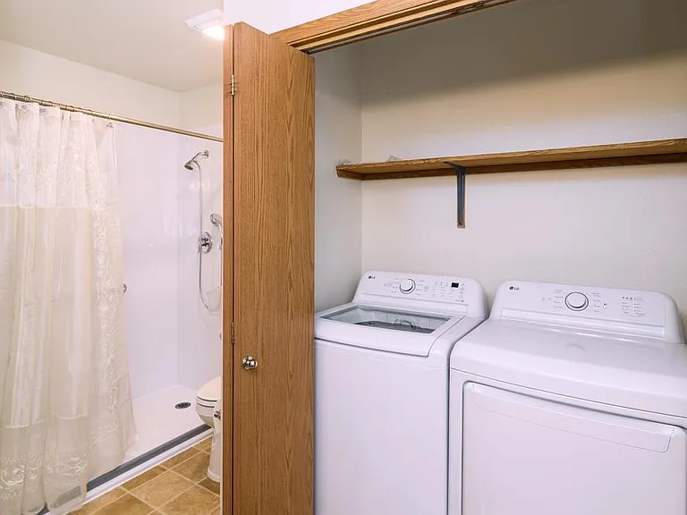 7220 Bunch Ct — Photo 6