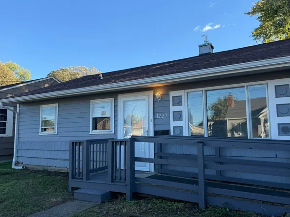 1220 Eppley Ave, Zanesville, OH
