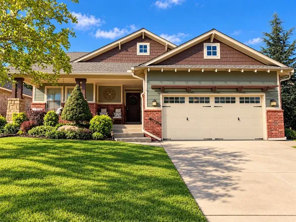 4917 First Light Ln, Edmond, OK 73034