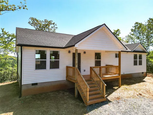 272 S Vineyard Village Dr, Old Fort, NC 28762