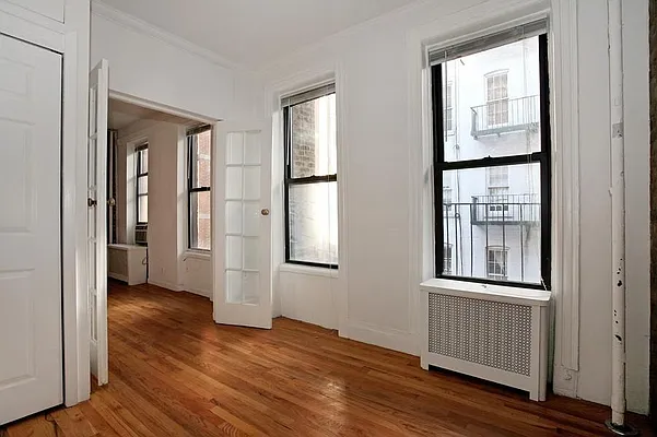 Sold by Avenues Real Estate | media 4