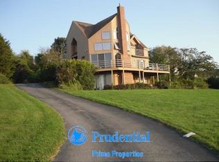 183 Armando Dr, Portsmouth, RI 02871