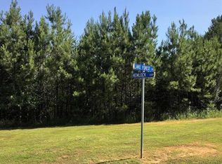 Lake Forest, Mineral, VA 23117