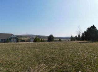 6906 Forest Way, Harbor Springs, MI 49740