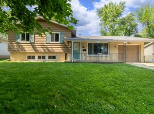 1304 Searle Dr, Normal, IL 61761