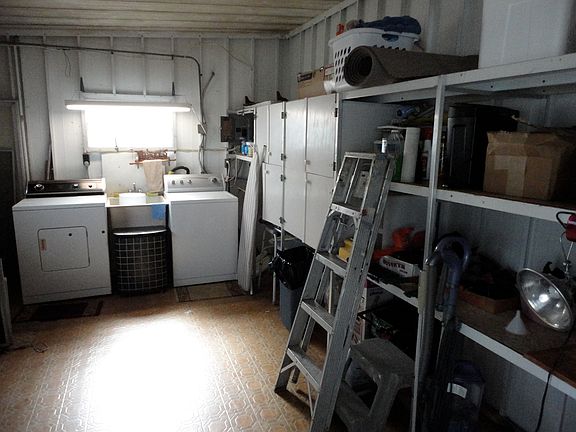Laundry/Work Space