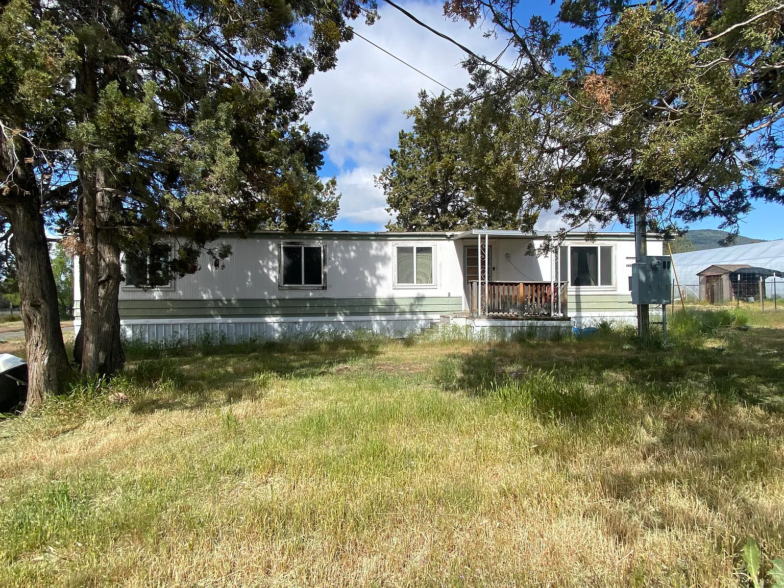 17350 Patricia Ln photo 1