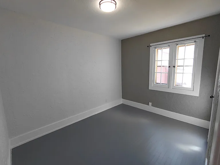 600 W Orman Ave — Photo 11