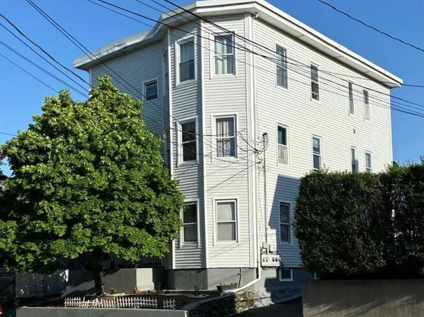 95-97 Benefit St, Pawtucket, RI 02861