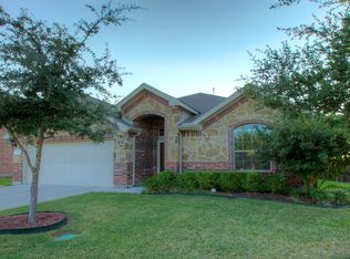 233 Lamar Dr, Lavon, TX 75166