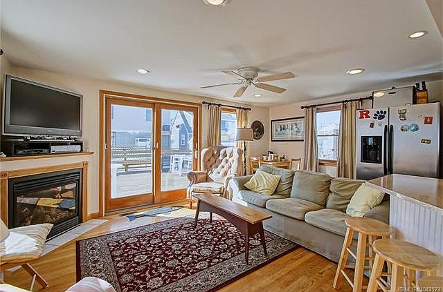 126 10th St, Beach Haven, NJ 08008 | Zillow