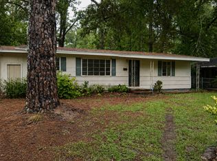 3122 Oak Forest Dr, Jackson, MS 39212