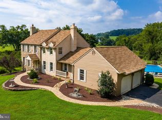 384 Spring Mill Rd, Chadds Ford, PA 19317