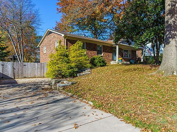 3rd image of 3407 Spendthrift Ct