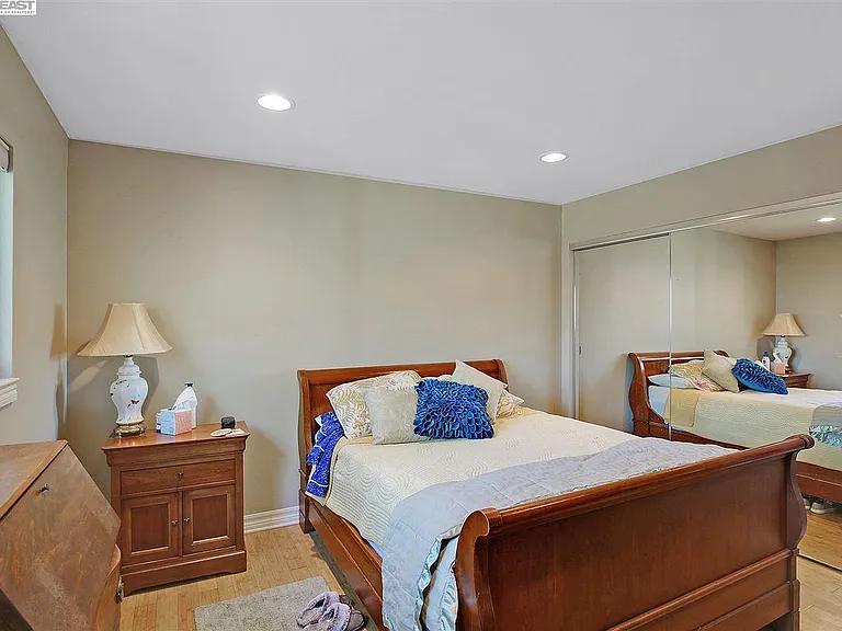 1234 Heather Ln — Photo 9