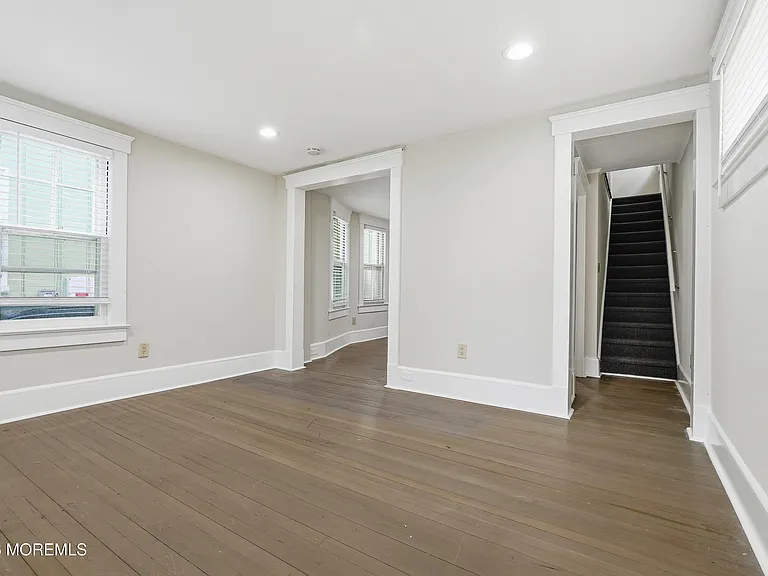 1114 Summerfield Ave — Photo 7