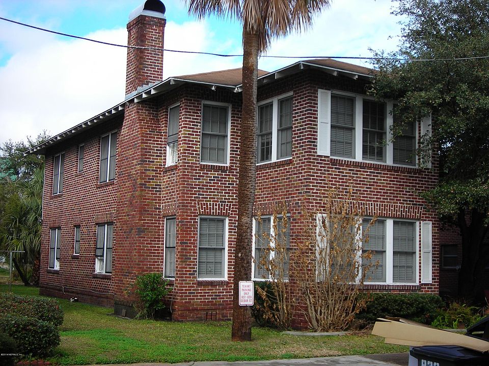 2nd image of 837-39 CEDAR