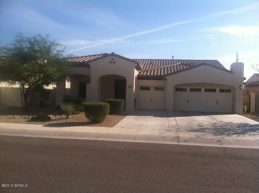 1st image of 15641 W Meadowbrook Ave