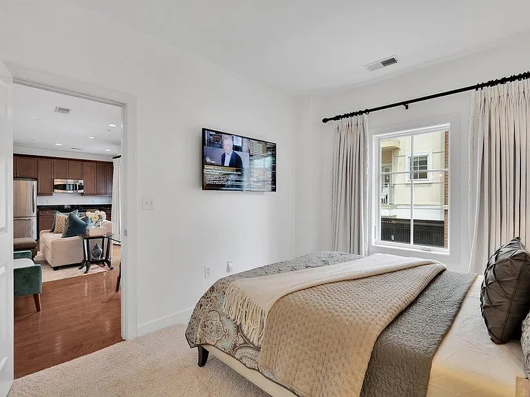 1903 Kenilworth Ave #111 — Photo 19