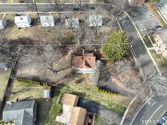 5th image of 99 Maple Street