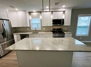 580 Elm St #5, Woonsocket, RI 02895