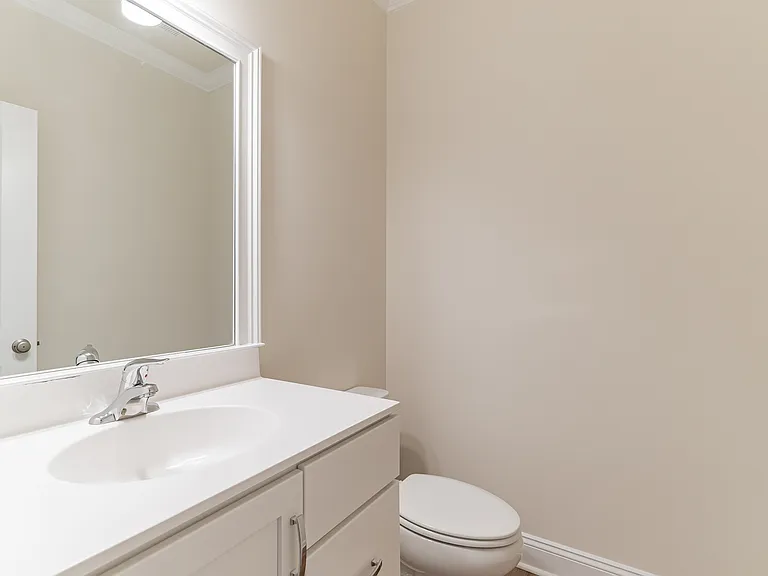100 Village Station Cir — Photo 13
