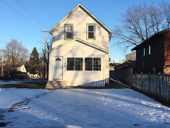 2nd image of 1302 10th Ave S