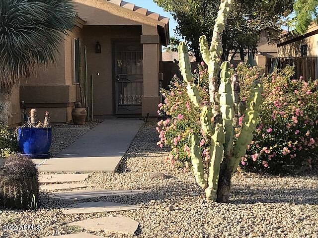 1st image of 3218 W Abraham Ln