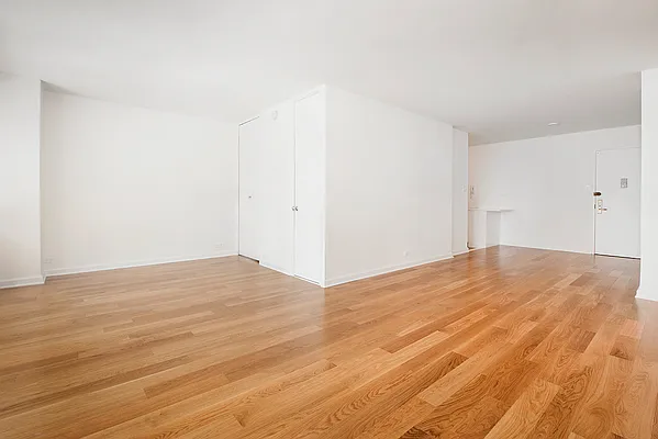 Sold by Rose Associates, Inc | media 29