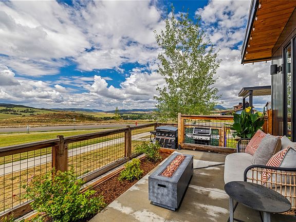 4th image of 1509 Sunset Way