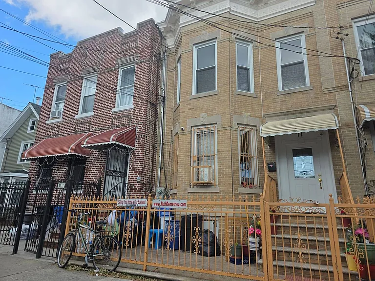 71 Euclid Ave #2 — Photo 9