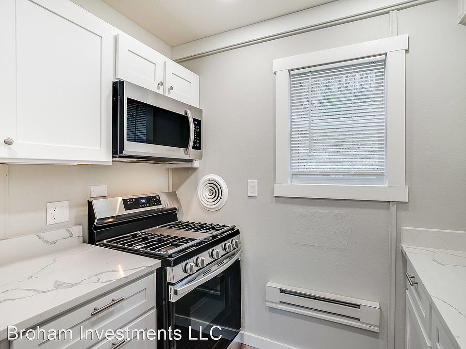 3223 E Main St Apartments Onalaska, WI Zillow