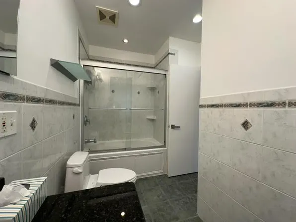 930 Washington Street image 12 of 23