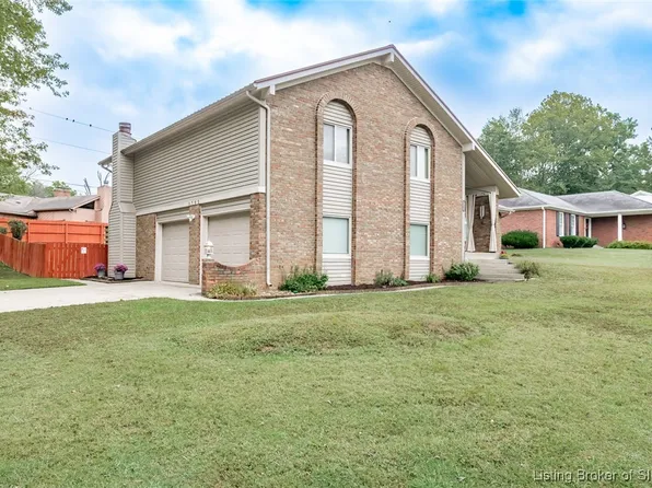 1702 Creekside Drive, Clarksville, IN 47129