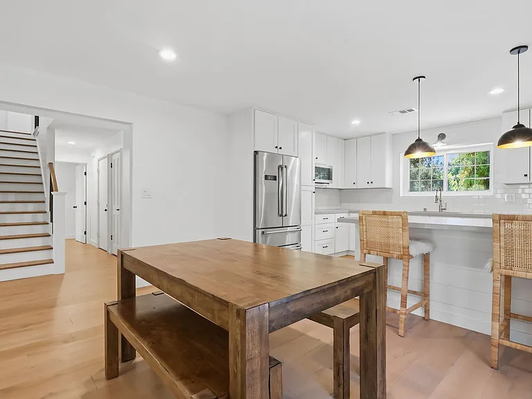 Martha St — Photo 1