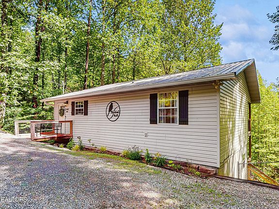 3rd image of 1949 Shady Grove Rd