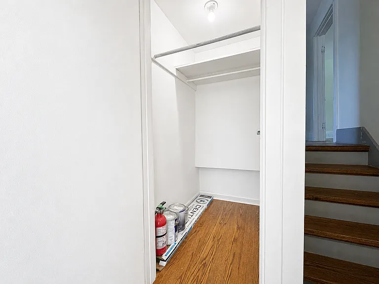 45 Fairleigh Cres — Photo 18