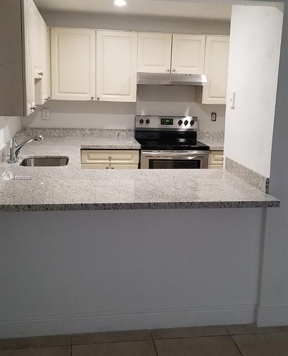 1st image of 6950 Miami Gardens Dr APT 2-208