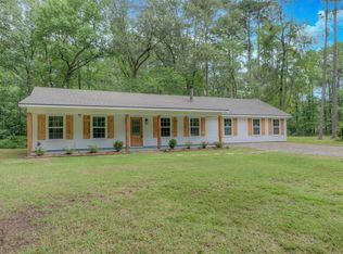 2130 Twin Lake Dr, Benton, LA 71006